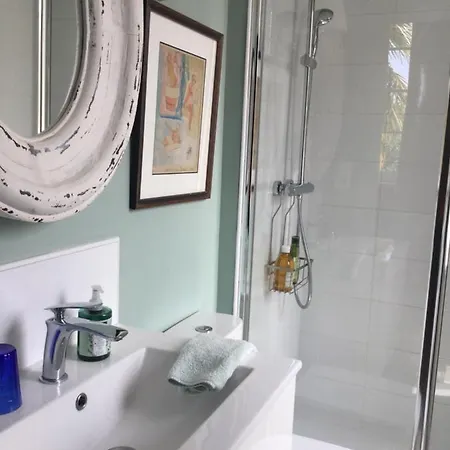 L'orangerie Du General Alojamento de Acomodação e Pequeno-almoço Saint-Jean-dʼAngély