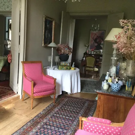 L'orangerie Du General Couette-café Saint-Jean-dʼAngély