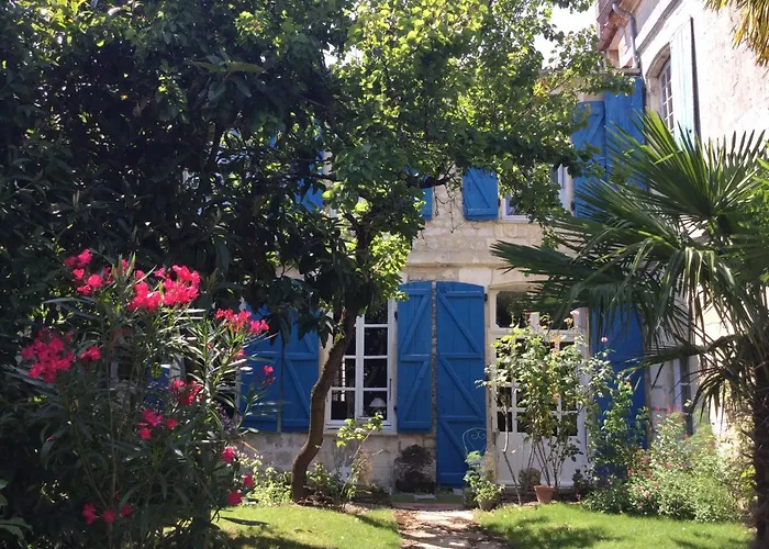 L'orangerie Du General Saint-Jean-dʼAngély